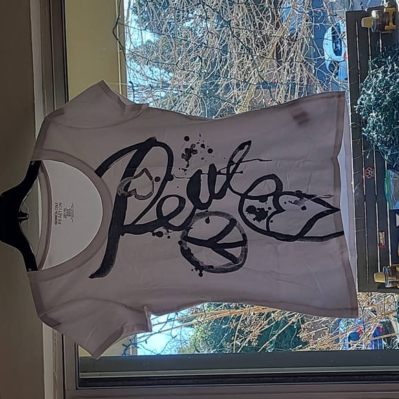 Women's Kenneth Cole T-shirt - Picture 2 of 9